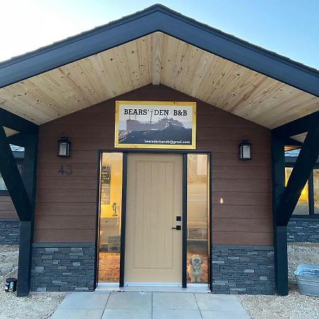 Bears Den Guest House تشرشل المظهر الخارجي الصورة