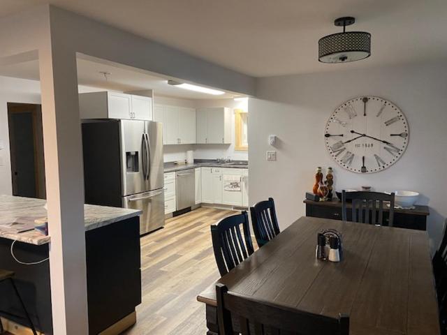 Bears Den Guest House تشرشل المظهر الخارجي الصورة
